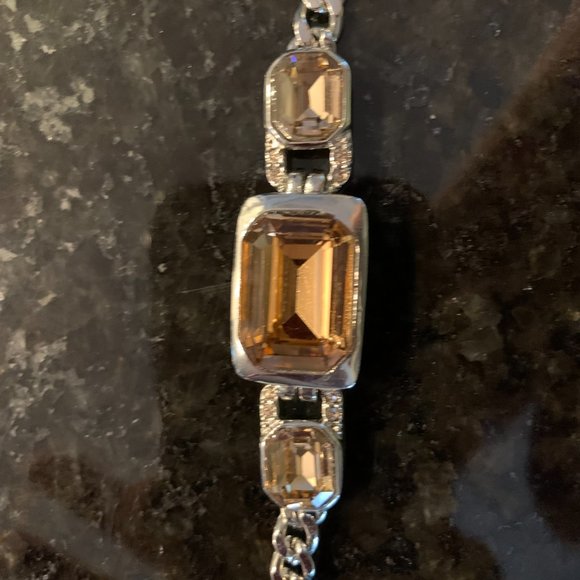 Silvertone Bracelet with Amber Colored Stones - New! - Picture 2 of 4